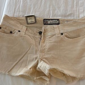 BKE Stella shorts